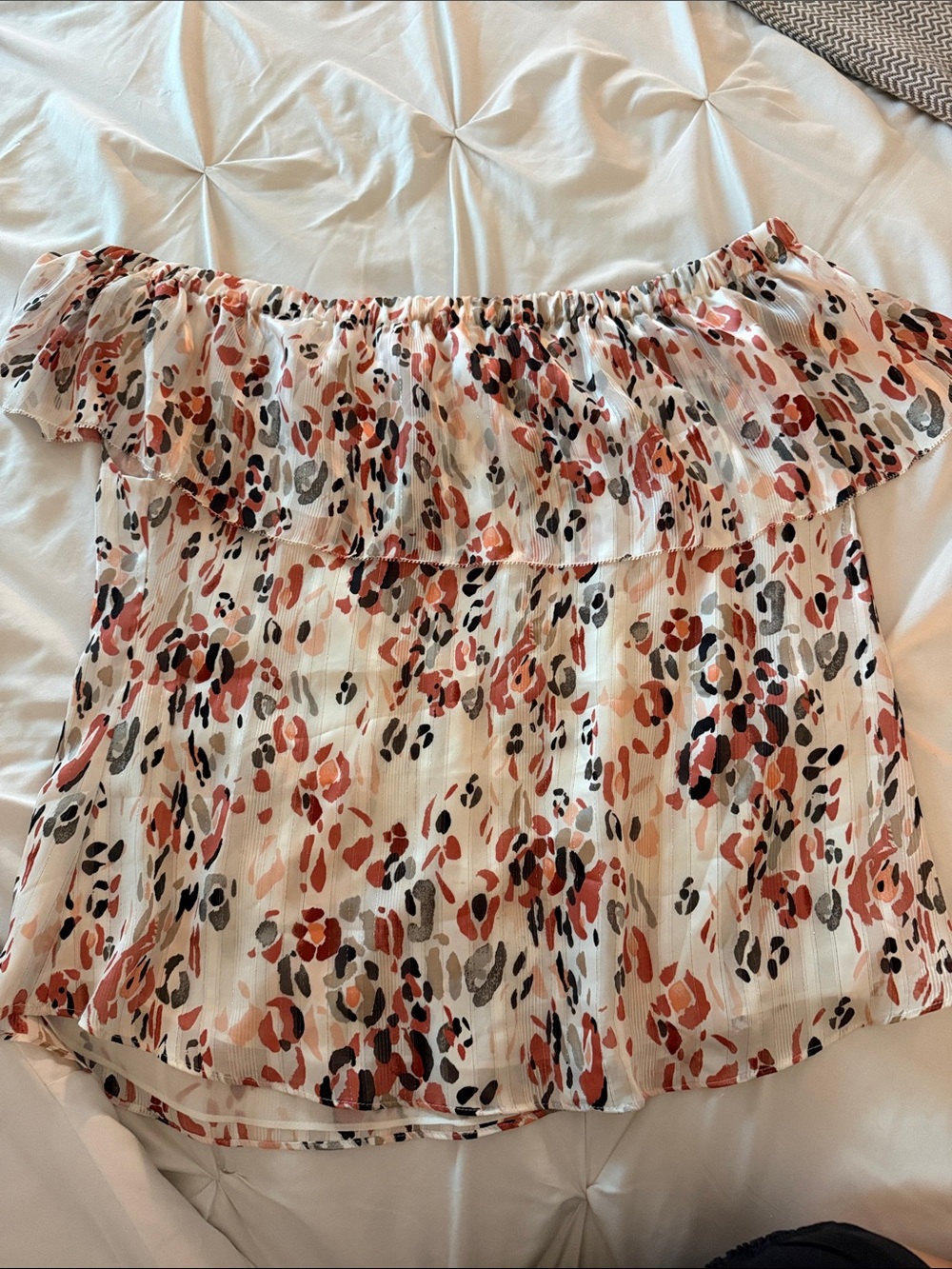 Off-Shoulder Floral Print Ruffle Top - White with Rust & Black